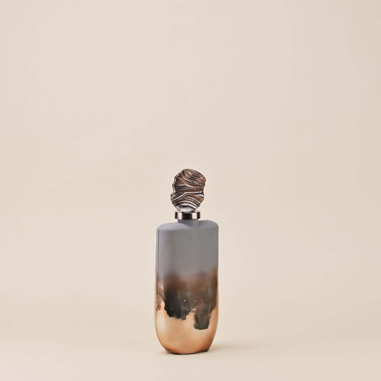 GLASS BOTTLE