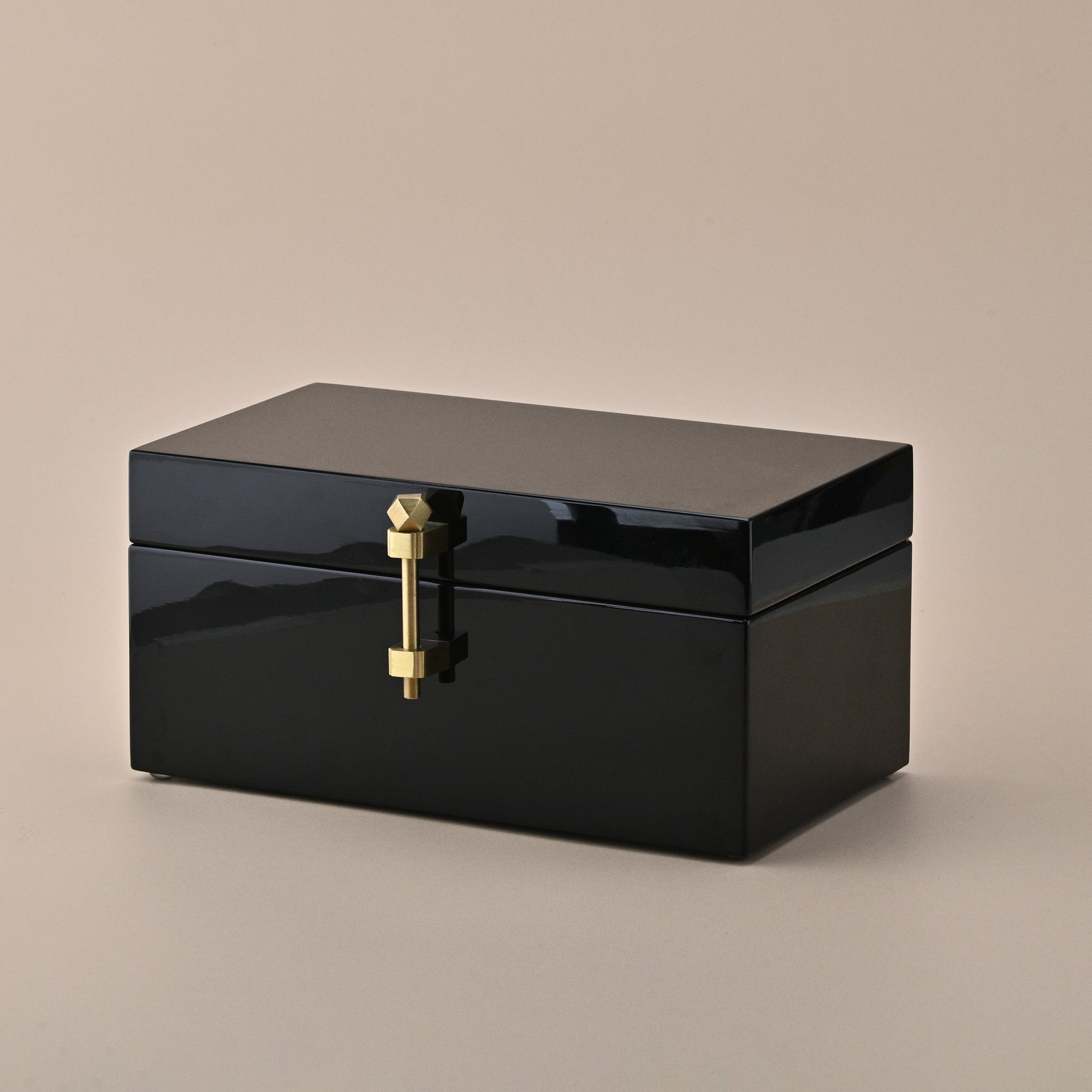 BLACK STORAGE BOX WITH GOLDEN HANDLE