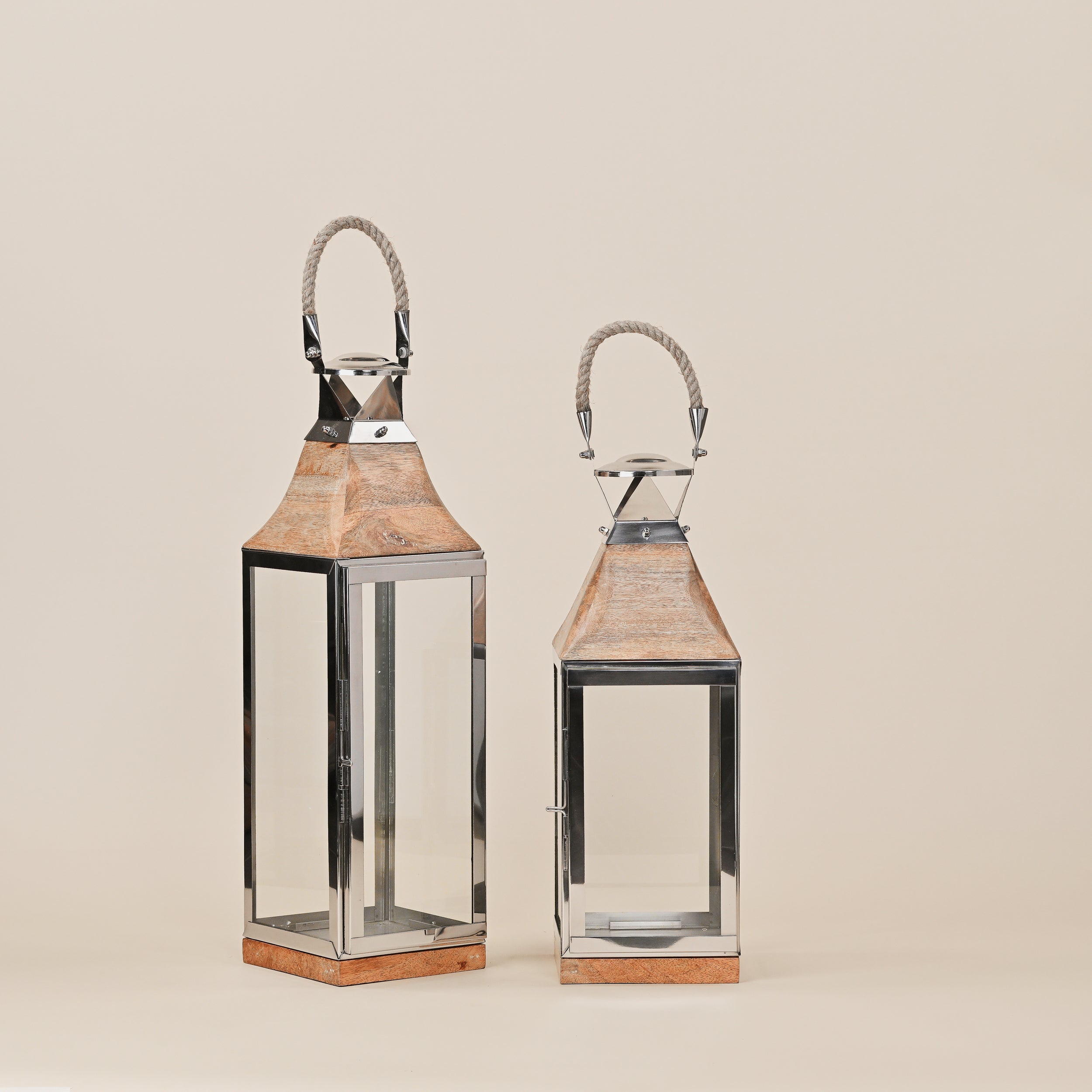 STAINLESS STEEL &  LANTERNS WITH WOODEN BASE LARGE