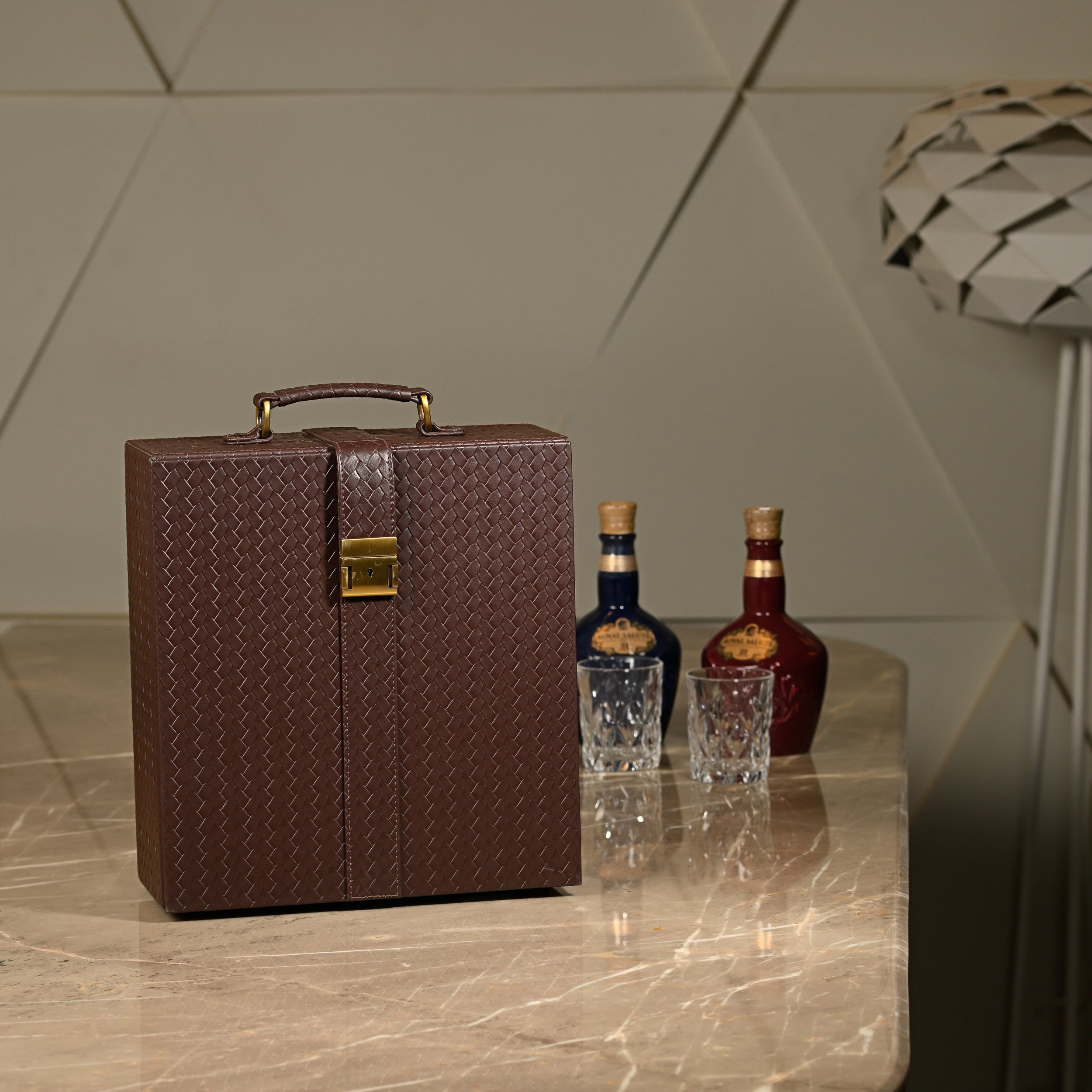 BROWN LEATHER BAR KIT