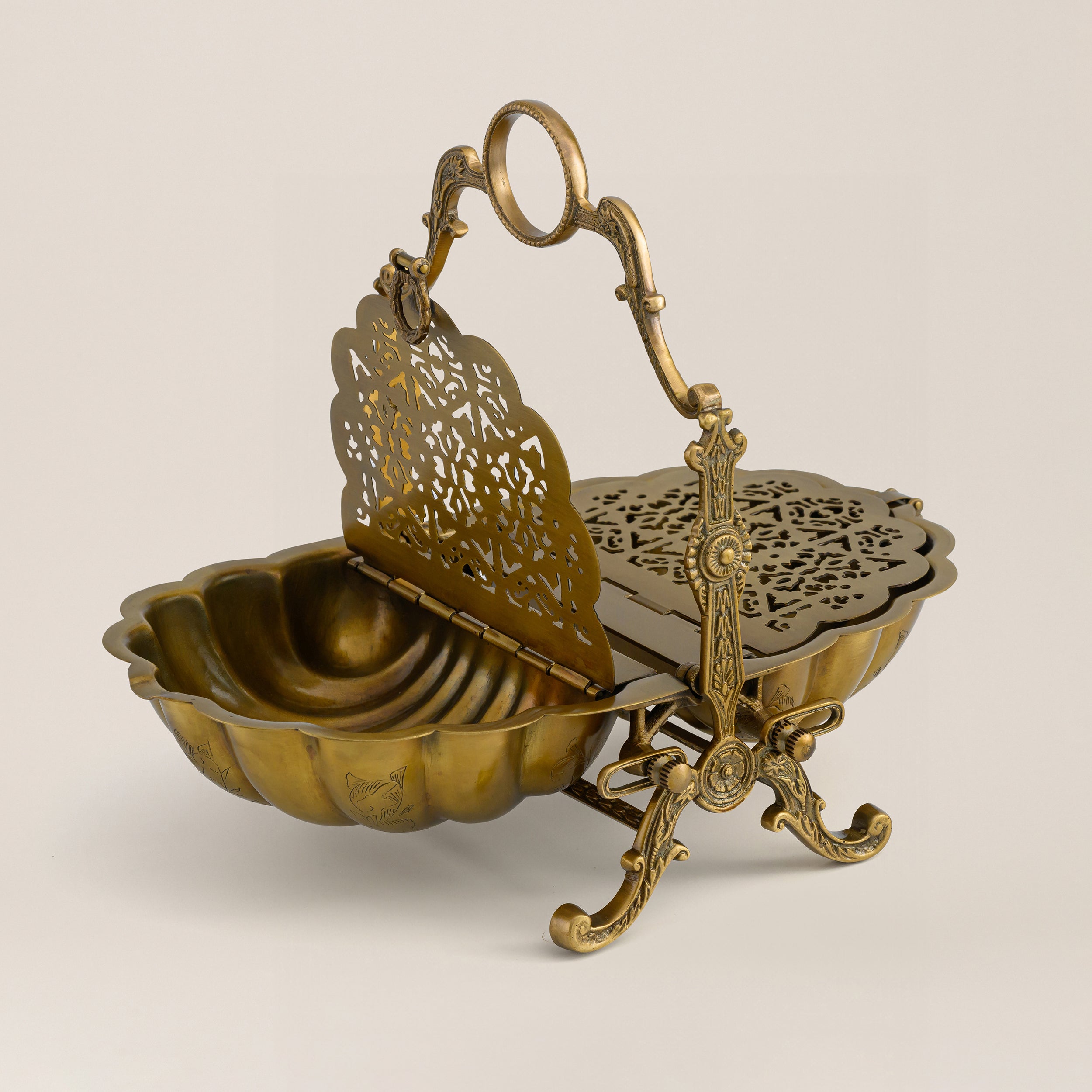 BRASS BISCUIT BOX LARGE