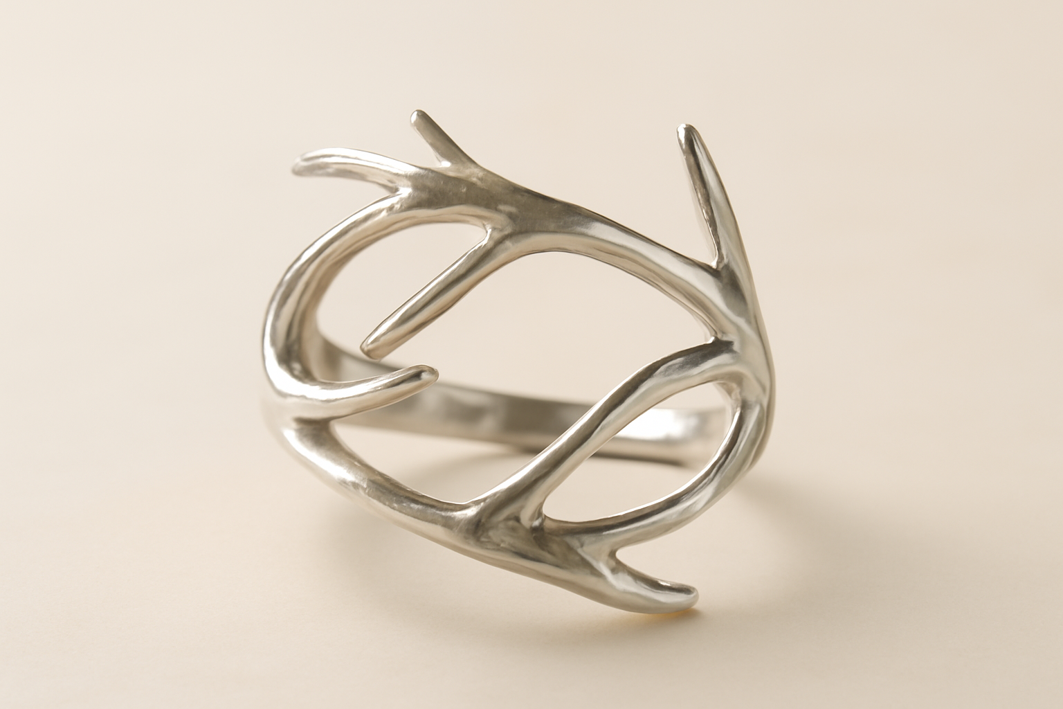 Silver Antler Napkin Ring – Rustic Luxury Table Décor | Kasa by Holzer