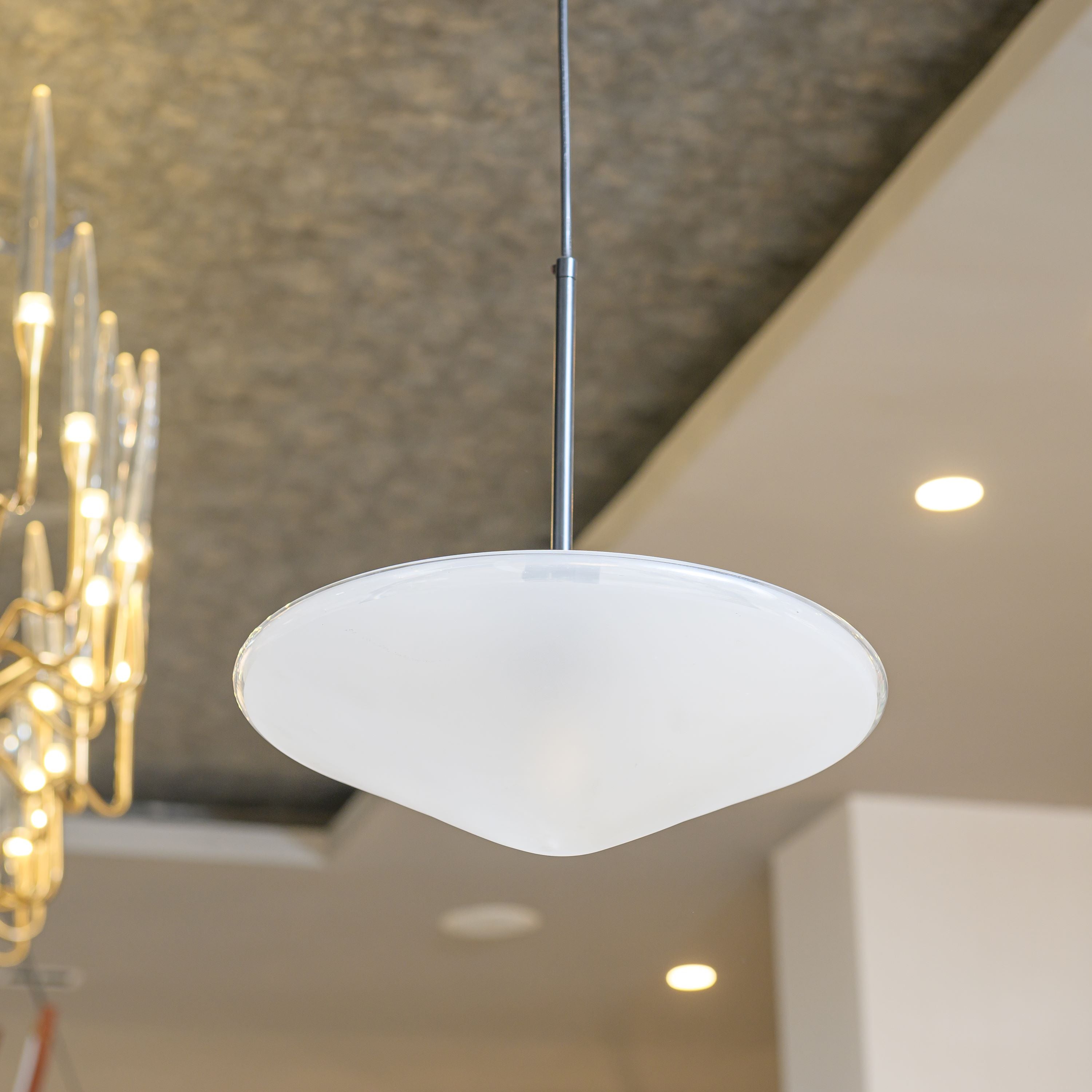 MODERN HANGING LIGHT