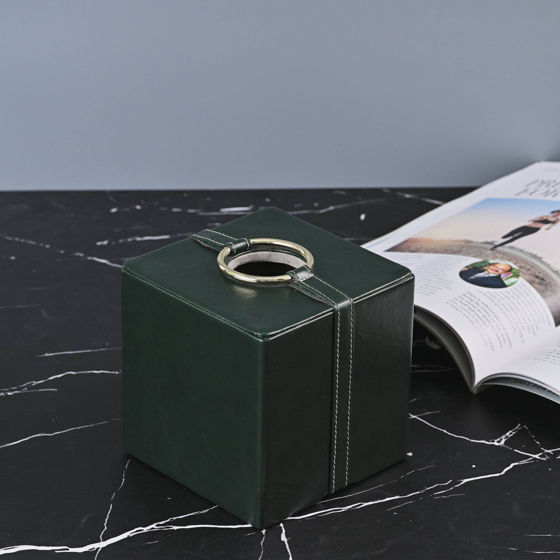 DARK GREEN LEATHER  SQUARE TISSUE HOLDER