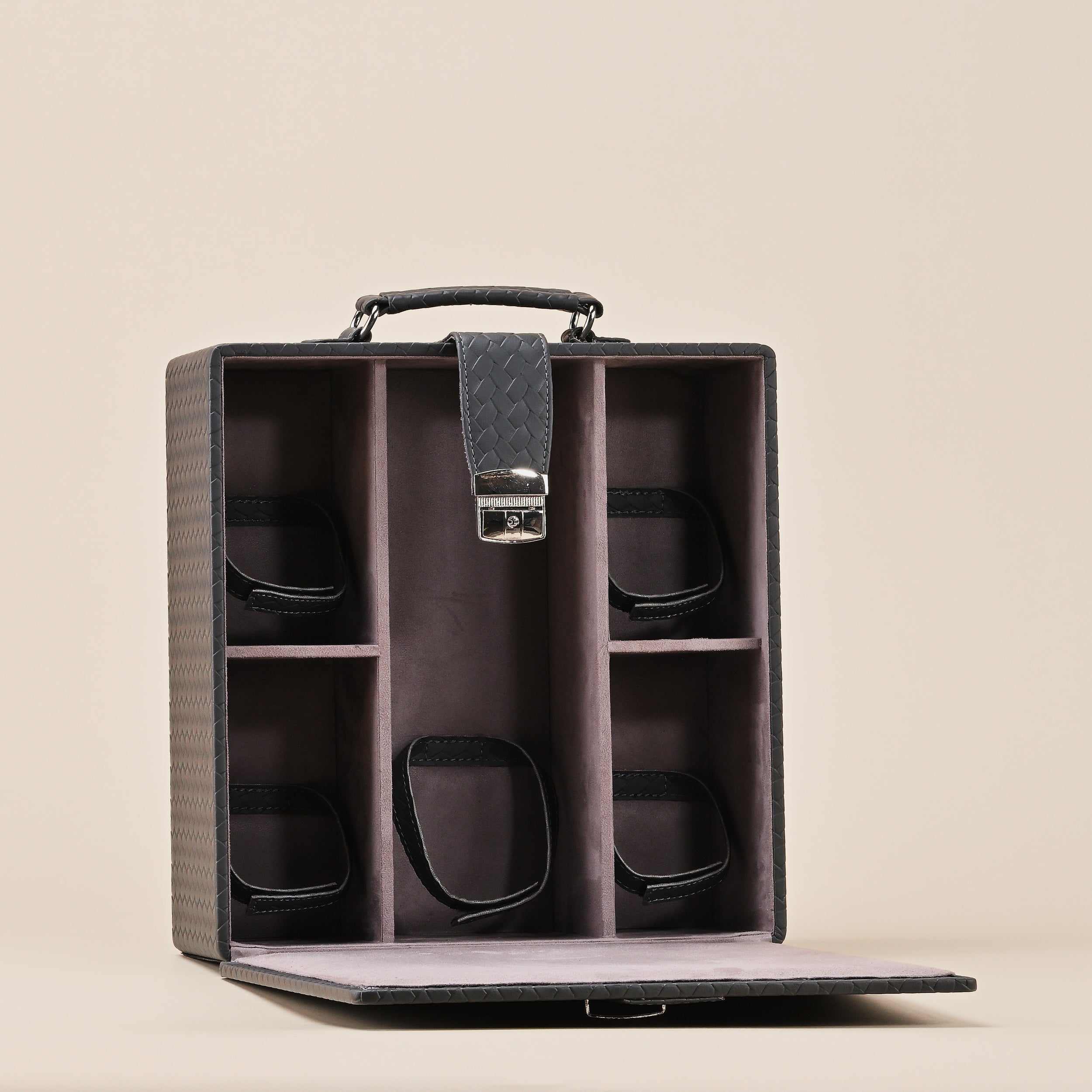 LEATHER BRIEF CASE WITH BAR SET 