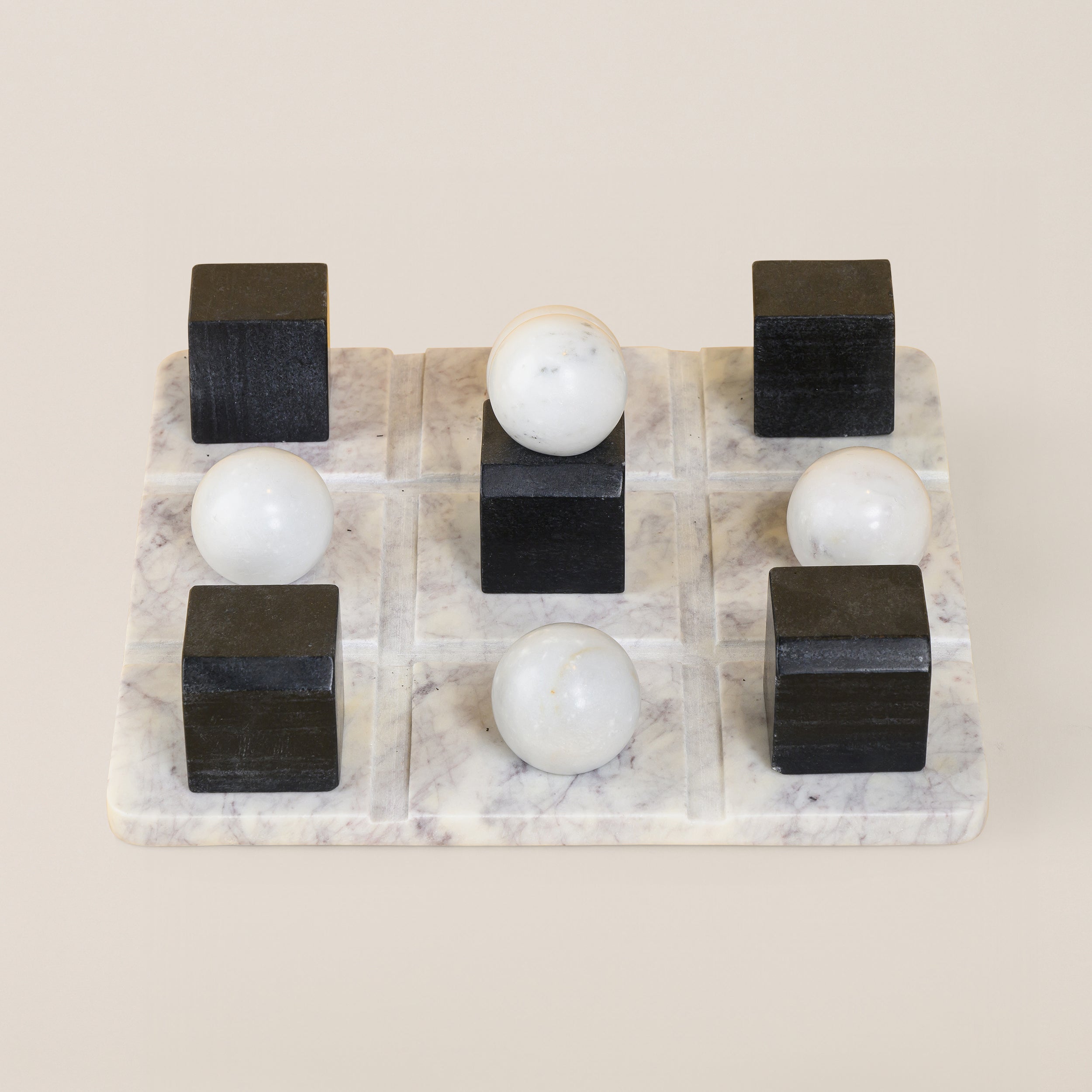 TIC TAC TOE WITH MARBLE BALLS