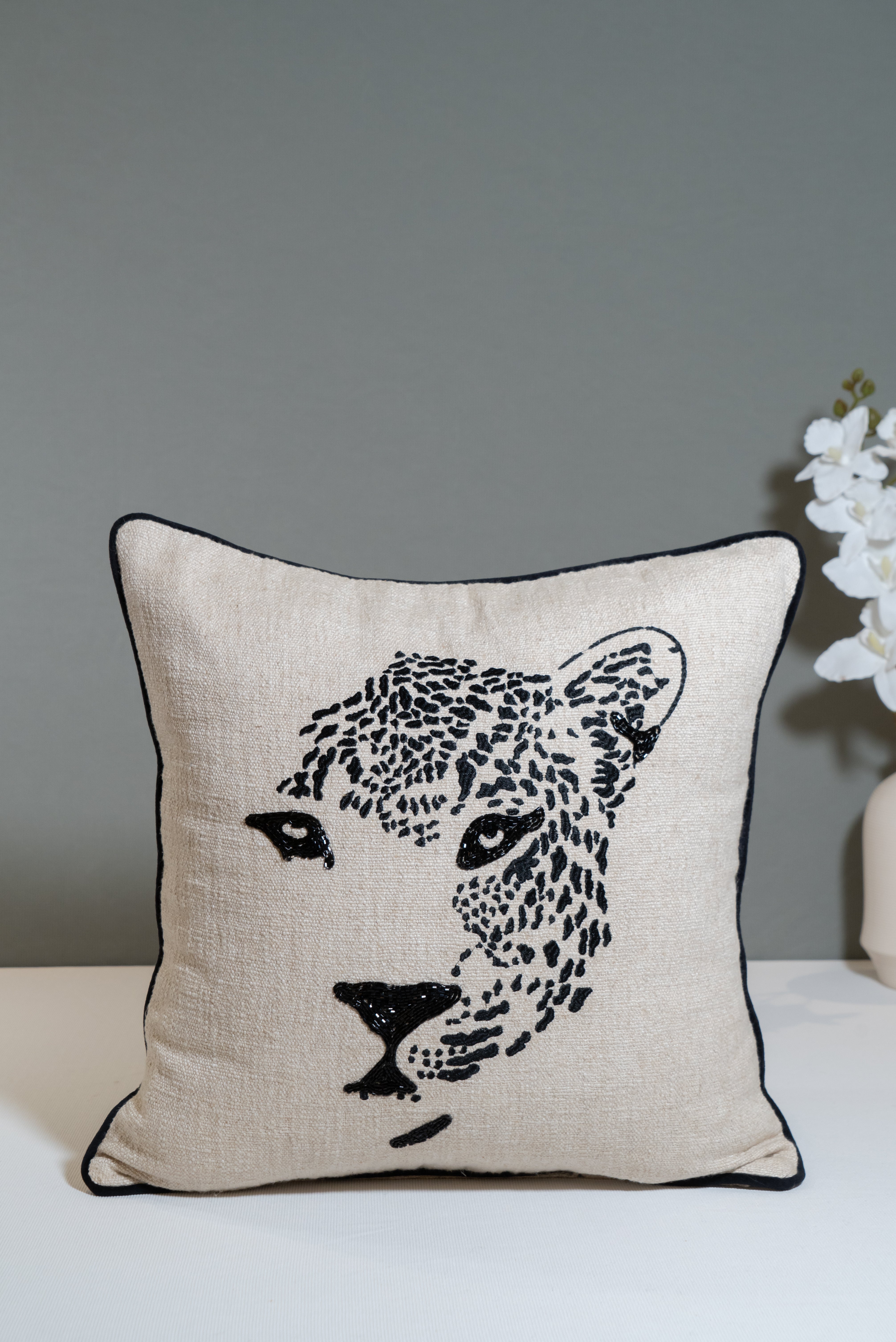 Majestic Panther Handcrafted Cushion Cover – Bold & Elegant Design