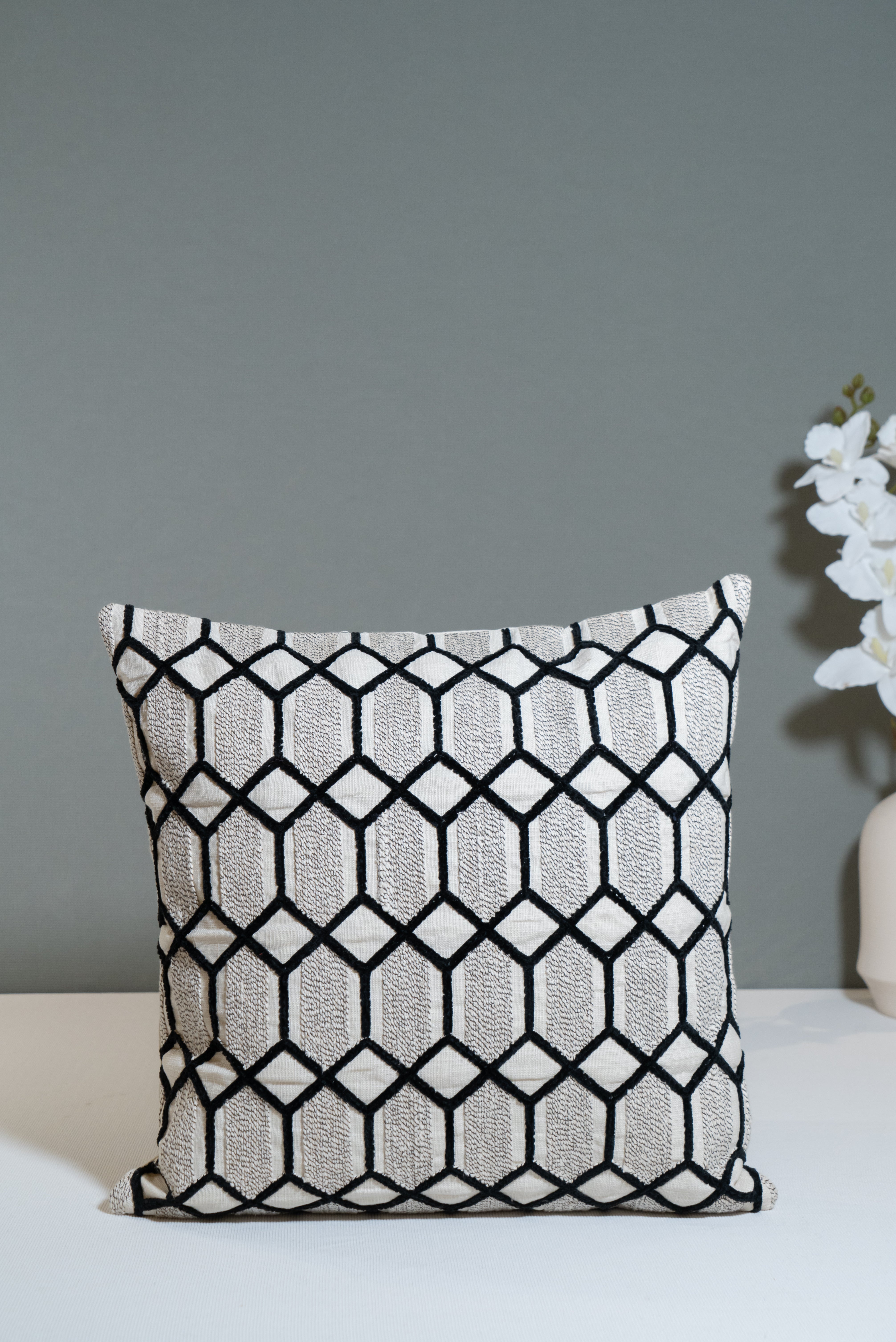 Monochrome Maze Handcrafted Cushion Cover – Geometric Black & White Design