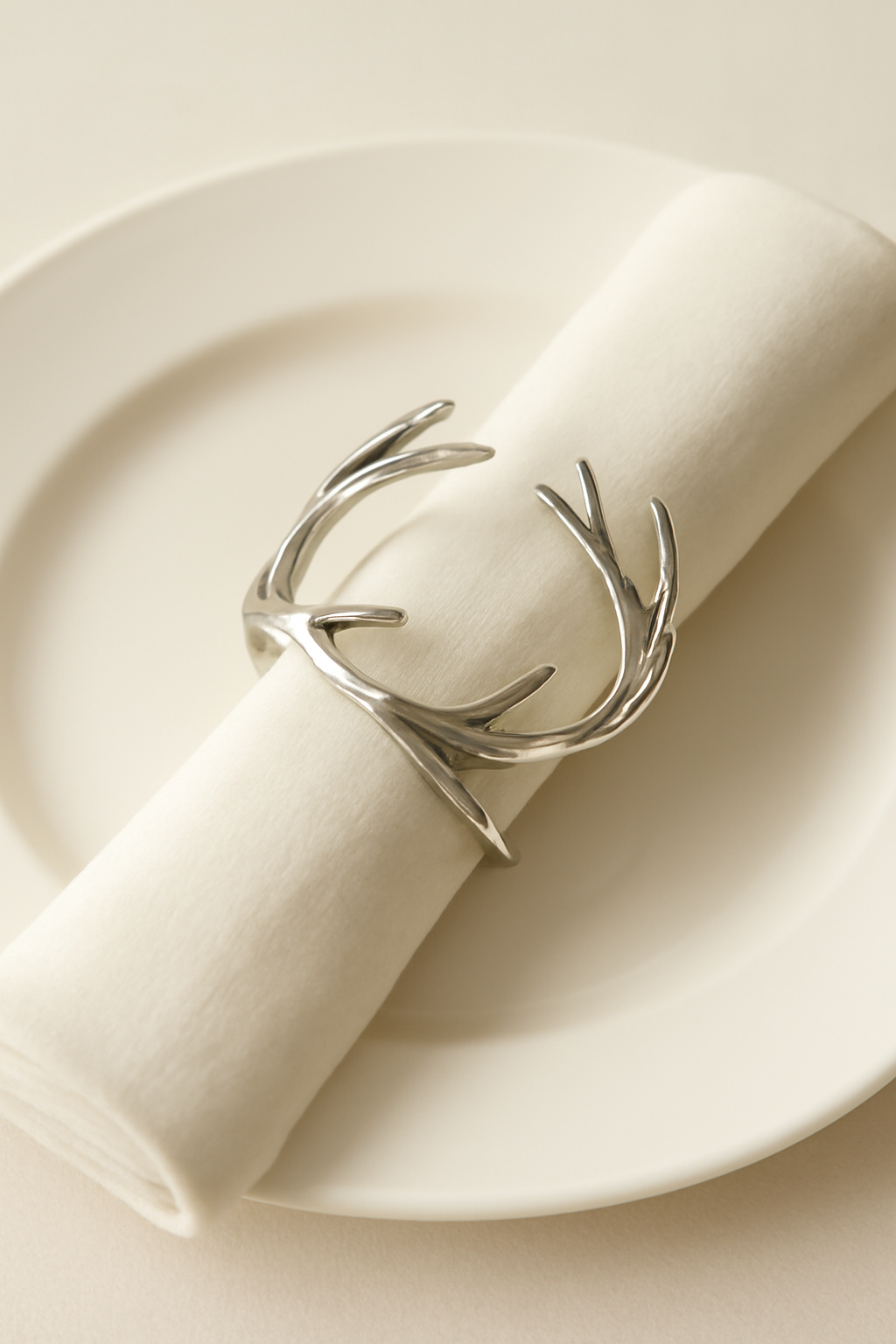 Silver Antler Napkin Ring – Rustic Luxury Table Décor | Kasa by Holzer
