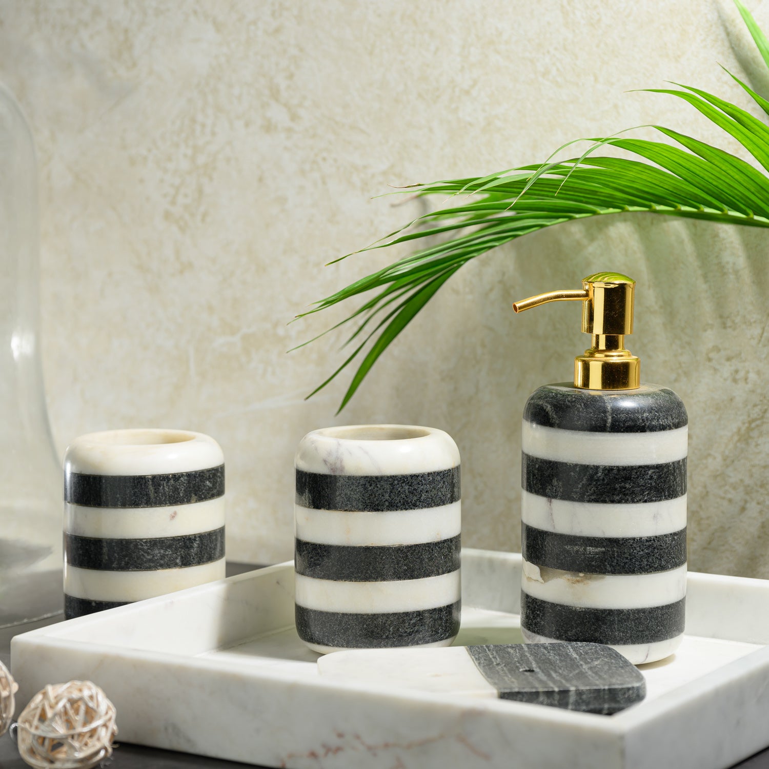 BLACK & WHITE STRIPED MARBLE BATHROOM SET